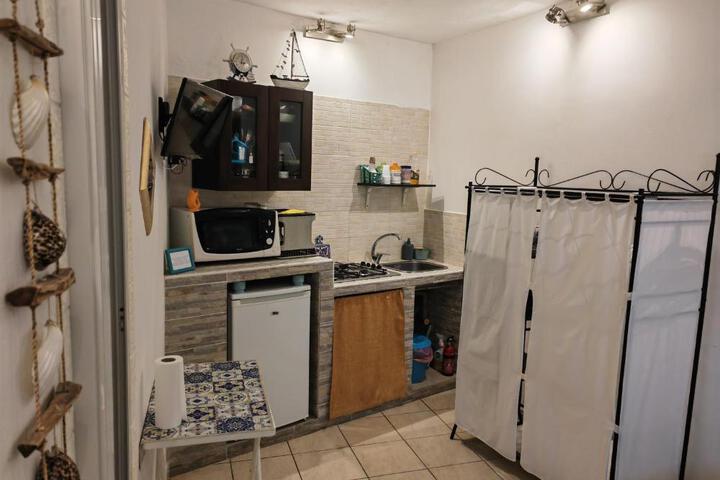 Room Calafatari