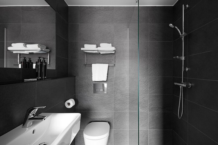 Clean Restrooms