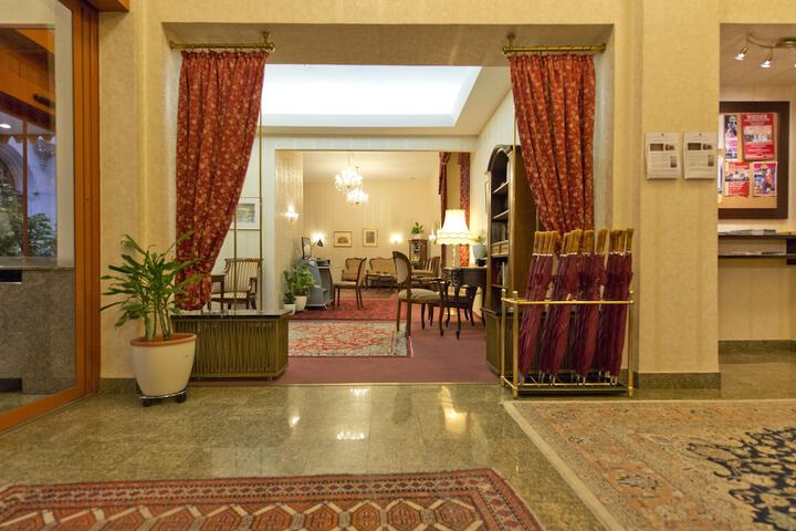 Hotel 2 of 48