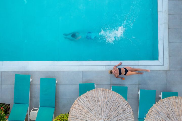 Pool Hotel