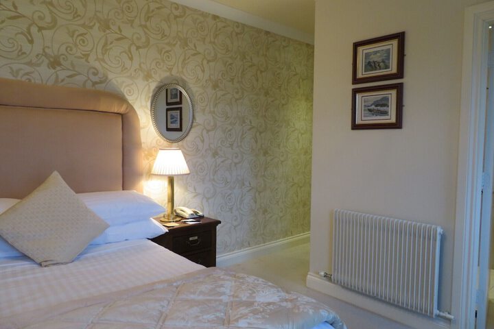 Room 12 of 36