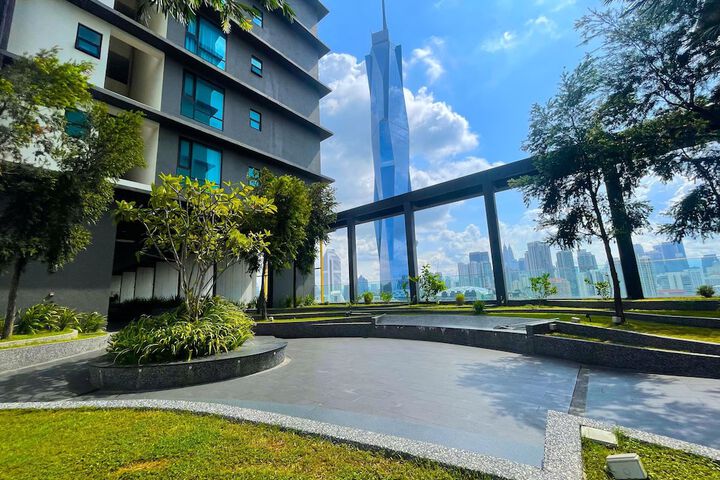 Hotel Exterior 120 of 134