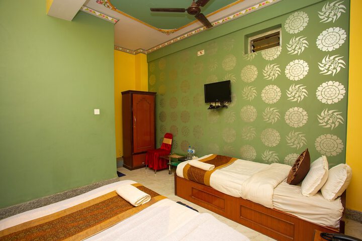 Room 21 of 26