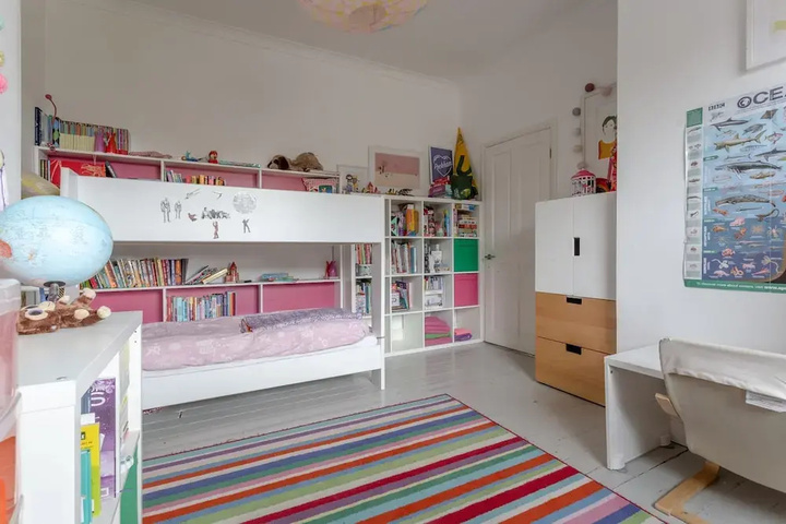 Room 14 of 21