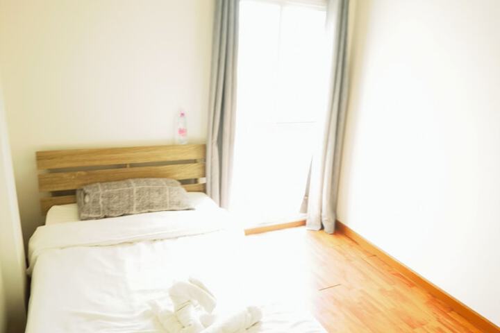 Room 36 of 73
