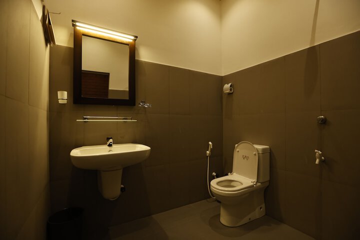 Room 14 of 26