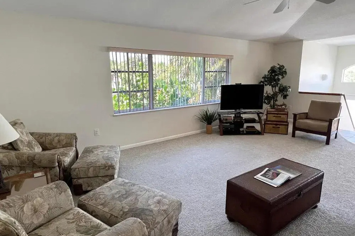 Photo of Beach Road Retreat 1 Steps From the Beach