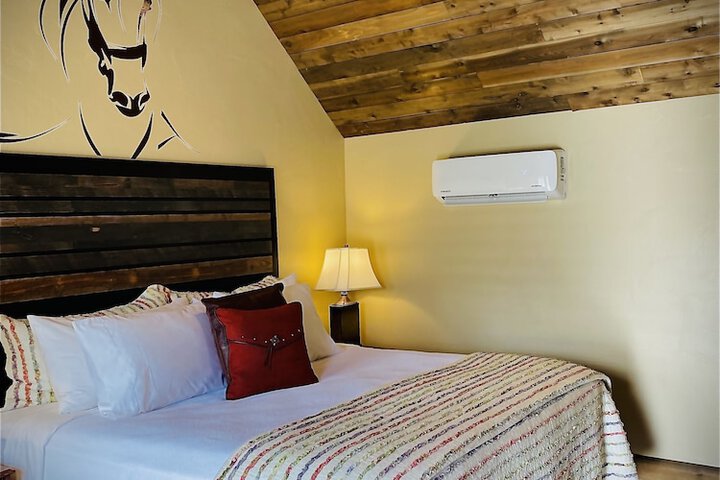 Room 7 of 23