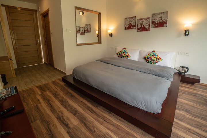 Room 29 of 80