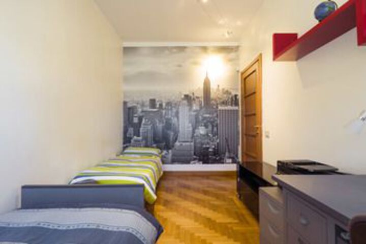 Room 18 of 52