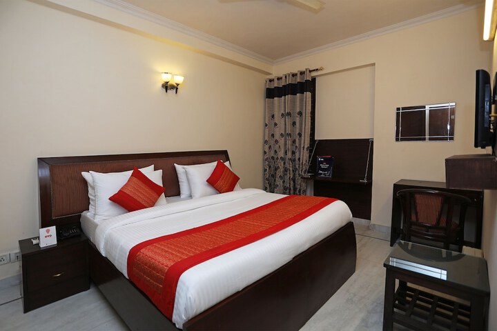 Room 15 of 20