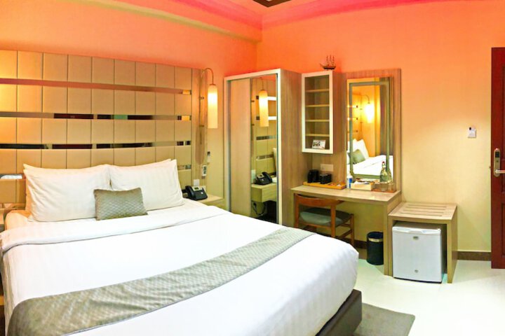 Room 10 of 47