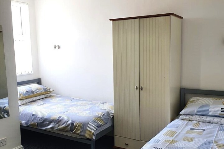 Room 21 of 27