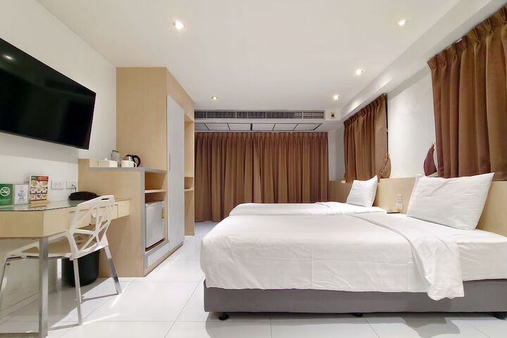 Room 27 of 56