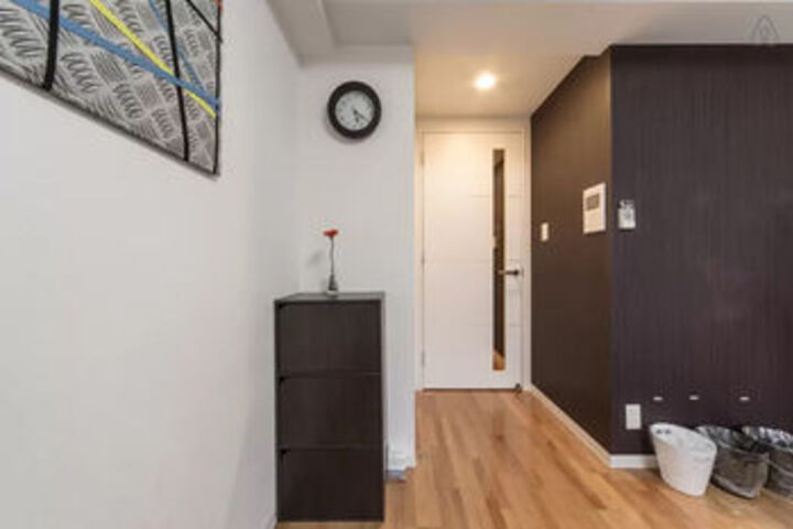 Room 46 of 182