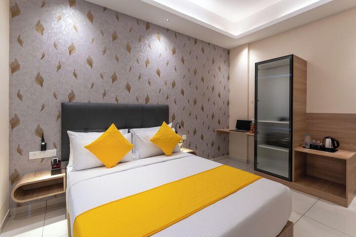 Room 21 of 33