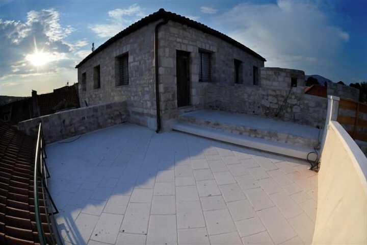 Terrace/Patio 23 of 31