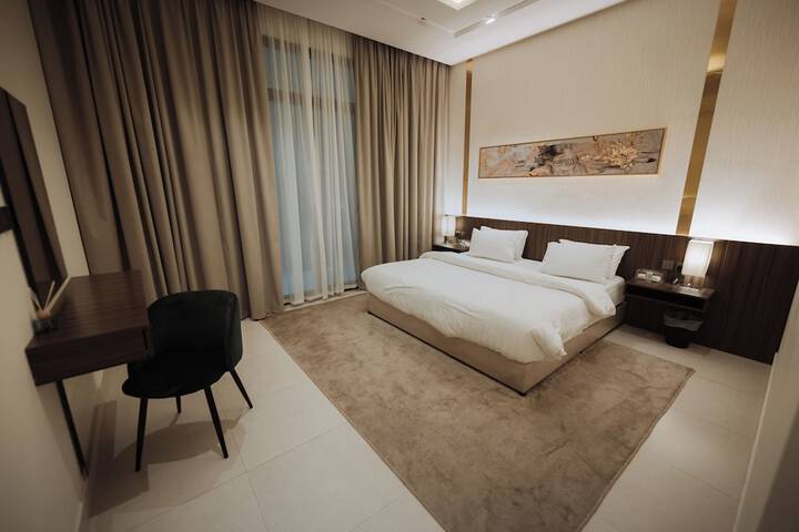 Room 10 of 40