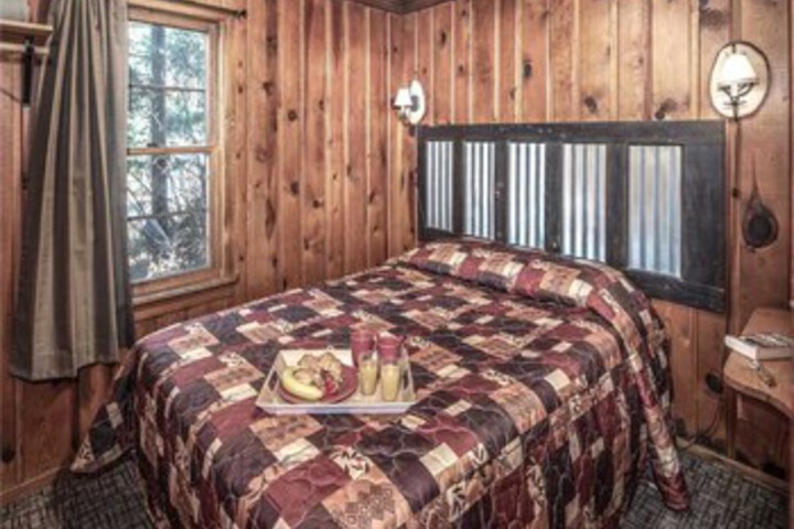 Room 39 of 40