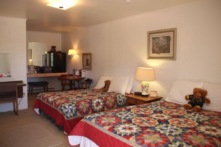 Room 16 of 90