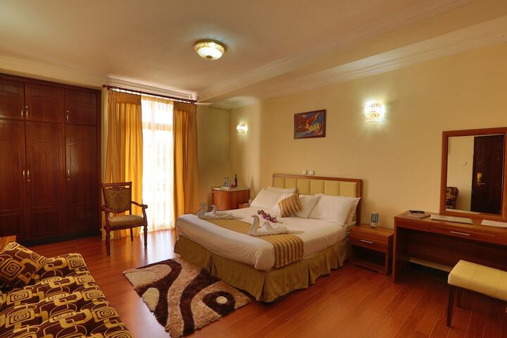 Room 15 of 54