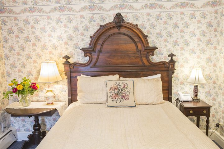 Room 9 of 60