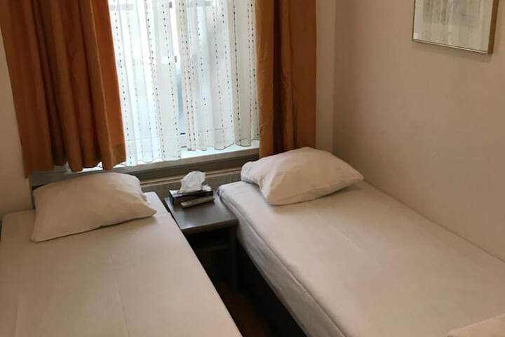 Room 16 of 58