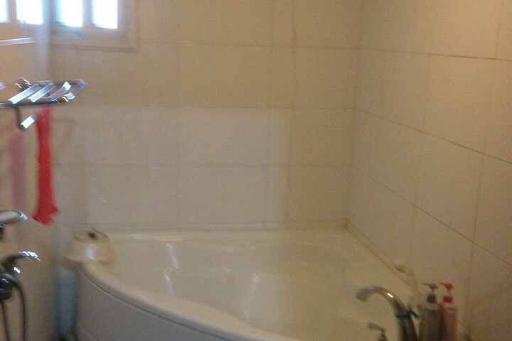 Room 30 of 50