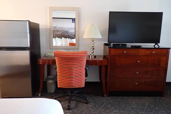 Room 10 of 29