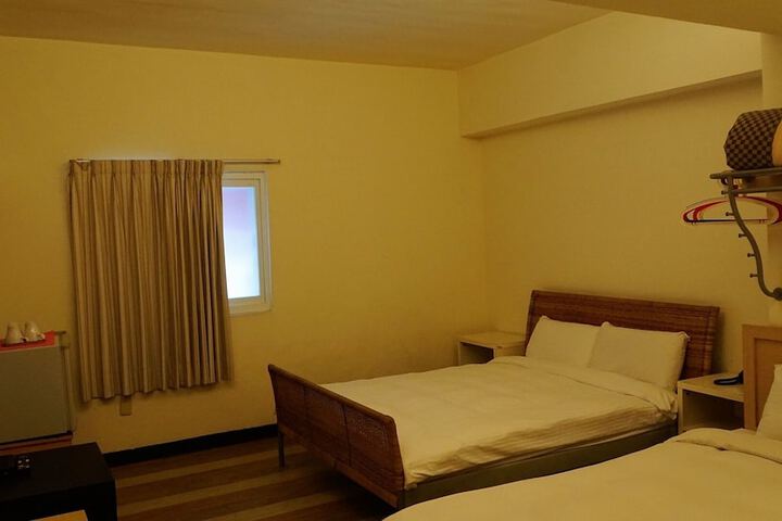 Room 14 of 53