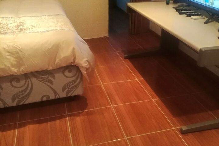 Room 3 of 8