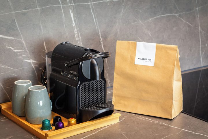 Breakfast/Coffee Service 98 of 222