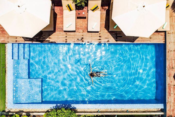 Pool 43 of 69