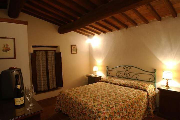 Room 6 of 23