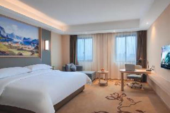 Room 3 of 29