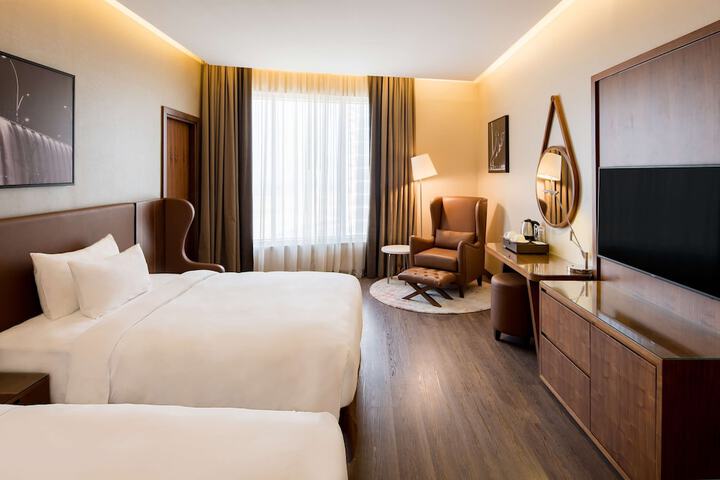 Room 35 of 260