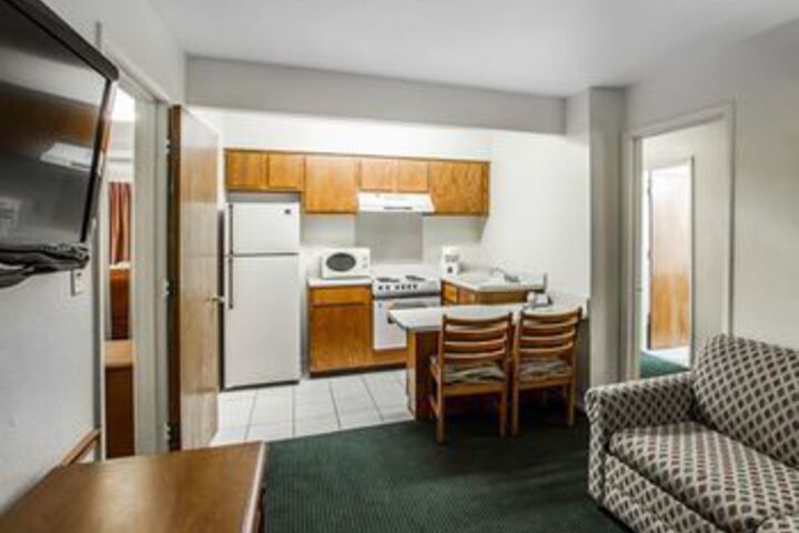 Room 7 of 20