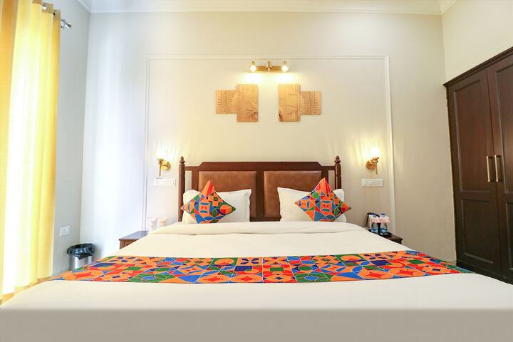 Room 26 of 42