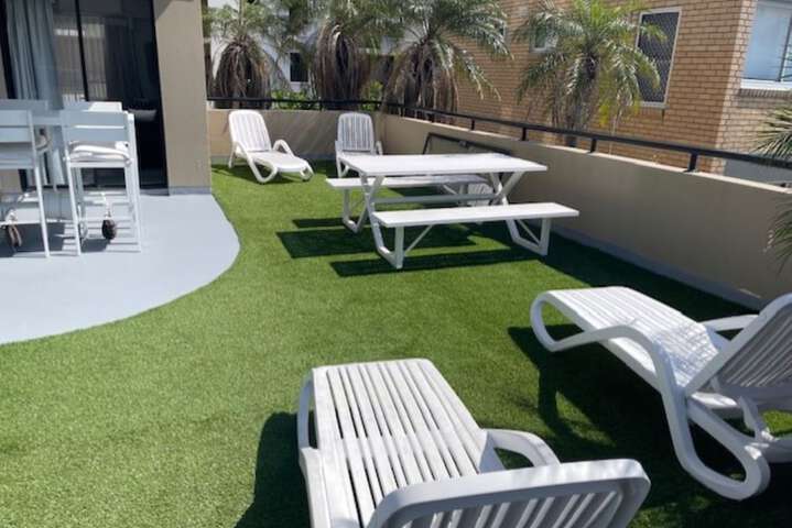 Terrace/Patio 25 of 40