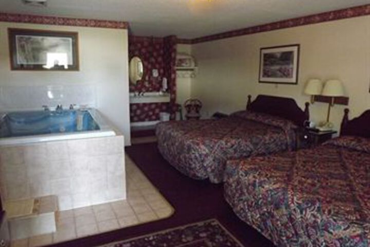 Room 9 of 23