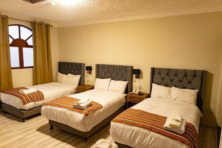 Room 8 of 13