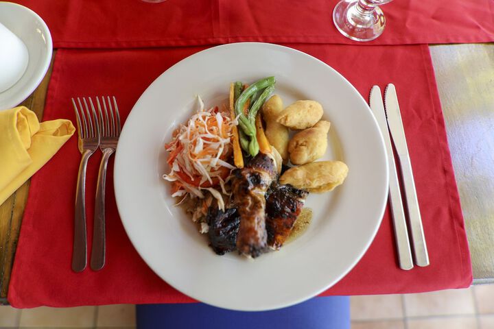 Dining 48 of 85