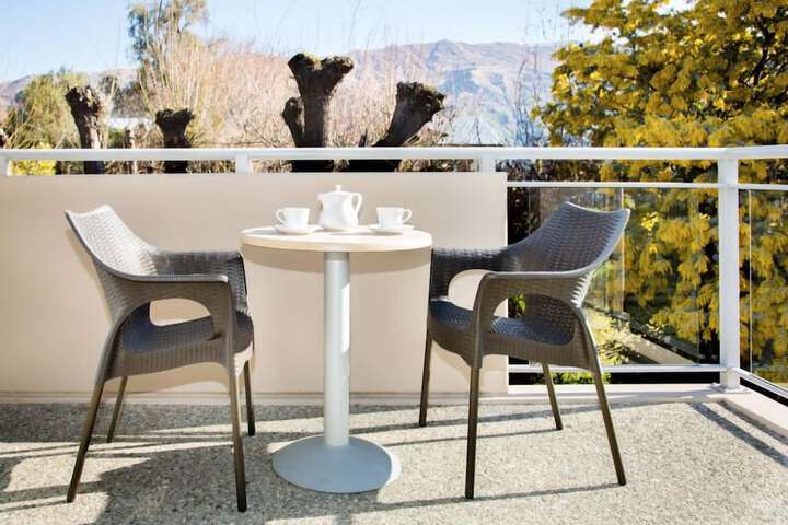 Terrace/Patio 11 of 17