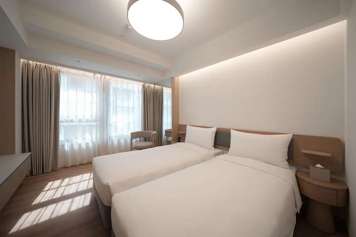 Room 18 of 41