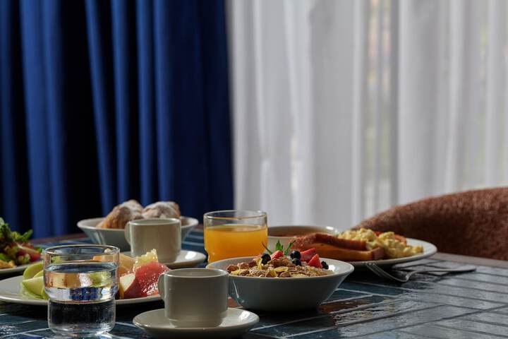 Breakfast/Coffee Service 64 of 75