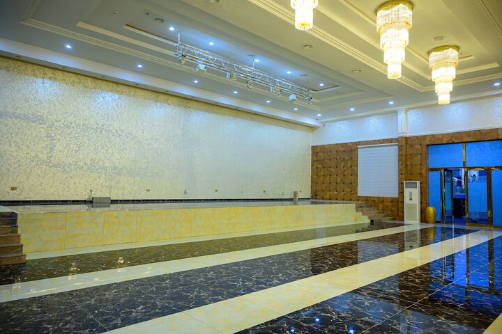 Ballroom/Hall 111 of 166