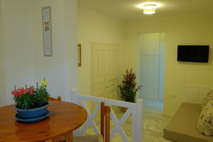 Room 47 of 131