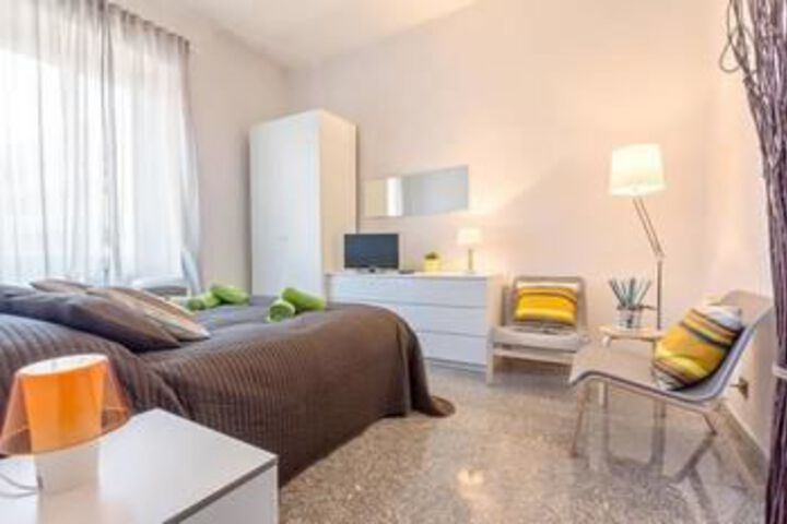 Room 9 of 25
