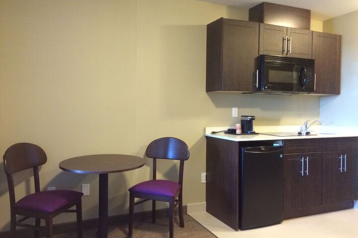 Private kitchenette