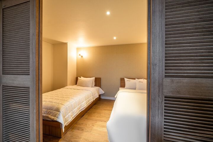 Room 40 of 107